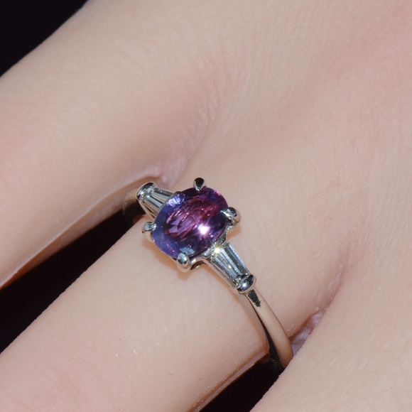 TIFFANY & CO. GIA CERTIFIED NATURAL 1.36CTS DIAMOND SAPPHIRE PLATINUM RING - Picture 5 of 15